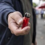 Πύλη-–-Πουλούσε-αναπτήρες-χωρίς-άδεια-και-συνελήφθη