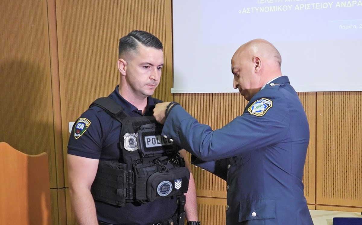 Αριστείο-Ανδραγαθίας-σε-αστυνομικό-που-τραυματίστηκε-από-πυρά