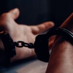 Τρίκαλα-–-20χρονος-συνελήφθη-με-σιδερογροθιά