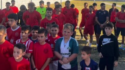 Αγιασμός-στο-Νεοχώρι-για-μικρούς-και…-μεγάλους