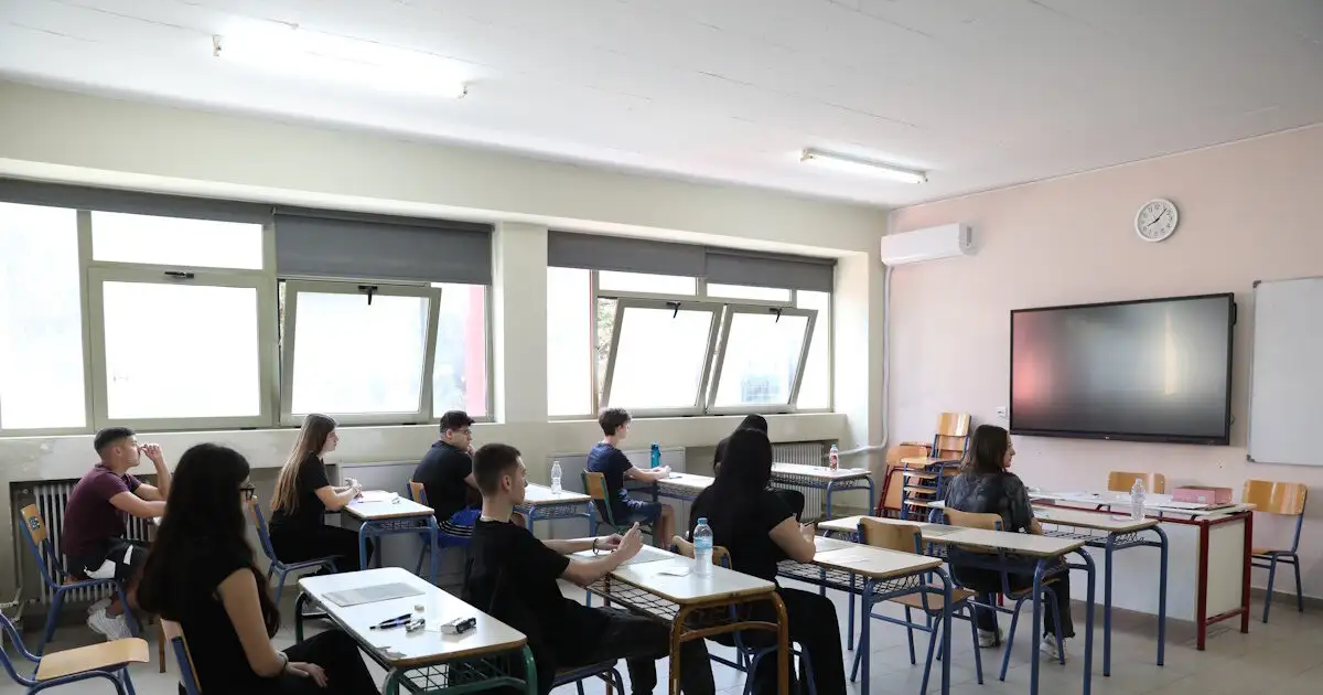 «Πτυχίο-αγγλικών-κατ’-οίκον-σε-τρεις-μέρες-με-1500-ευρώ»:-Ευρωπαϊκή-παρέμβαση-για-τη-γλωσσομάθεια-στην-Ελλάδα