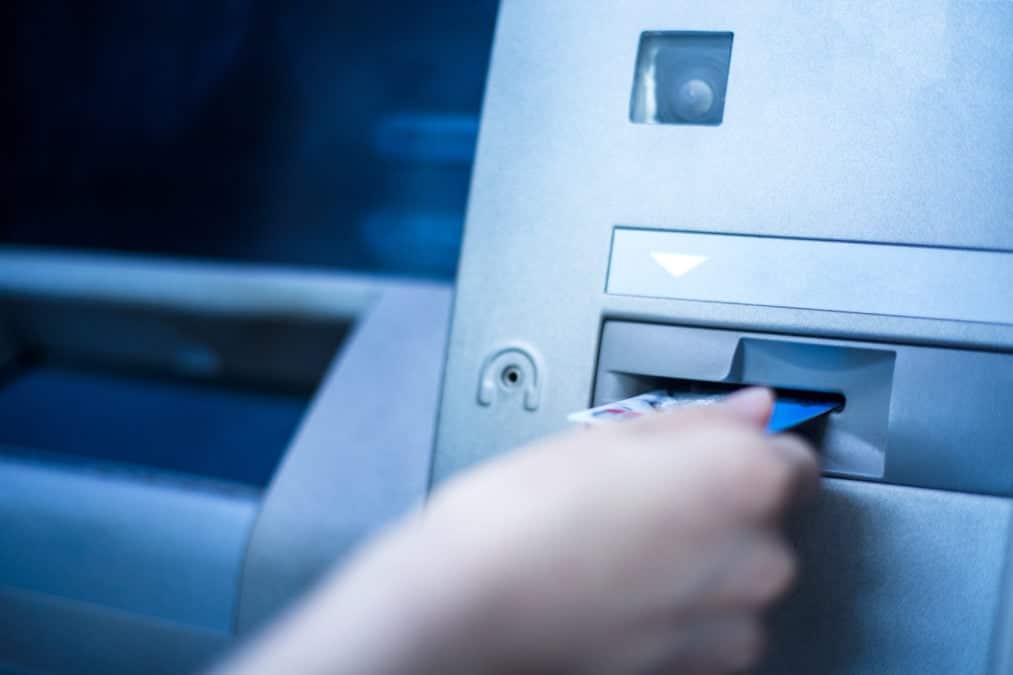 e-ΕΦΚΑ-και-ΔΥΠΑ:-Ποιοι-πάνε-στα-ΑΤΜ-έως-και-αύριο-–-Αναλυτικά-οι-πληρωμές