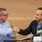 Παπαστεργίου–Κουρέτας:-Η-κόντρα-κορυφής-και-ο-πολίτης-στη-μέση