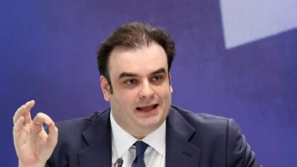 Πιερρακάκης:-«Δύσκολη-ισορροπία»-η-προστασία-των-πολιτών-από-το-ενεργειακό-σοκ-και-η-διατήρηση-της-δημοσιονομικής-αξιοπιστίας