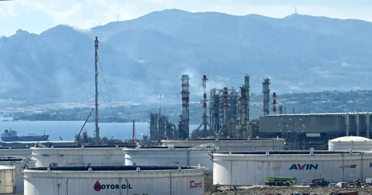 Τρεις-νέες-συλλήψεις-για-την-έκρηξη-στη-motor-oil