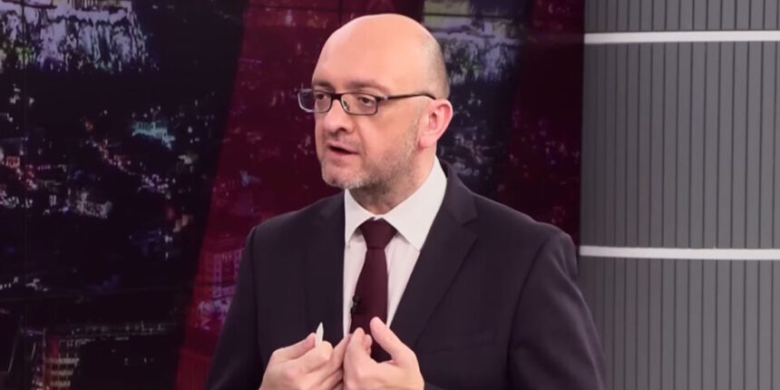 Σταμάτης-Ζαχαρός:-Τέλος-από-το-one-channel-μετά-τον-σάλο-για-την-Εριέττα-Μόλχο
