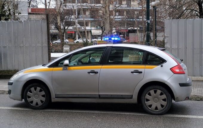 Δημοτική-Αστυνομία-2.0-–-Νέες-αρμοδιότητες-με-λειτουργία-σε-24ωρη-βάση,-αλεξίσφαιρα-γιλέκα,-κλομπ-και-δικαίωμα-να-συλλαμβάνει