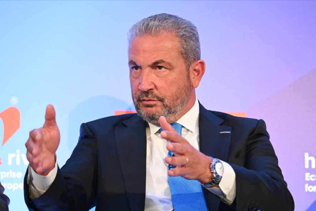 «Καμπανάκι»-Εξάρχου:-Ζητεί-περισσότερες-παρεμβάσεις-από-την-ΕΕ.-στο-φυσικό-αέριο-και-την-ηλεκτρική-ενέργεια-ενόψει-του-χειμώνα-–-Τι-αναφέρει-για-τον-Κάθετο-Διάδρομο