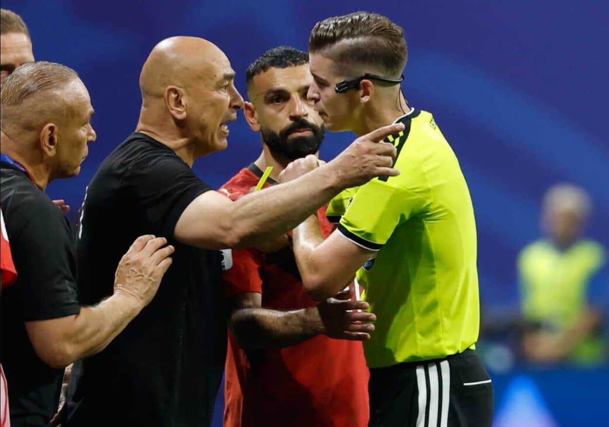 fifa:-Βαριές-ποινές-σε-Χοσάμ-Χασάν-και-Μοστάφα-Ζίκο-για-τις-δηλώσεις-κατά-της-διαιτησίας