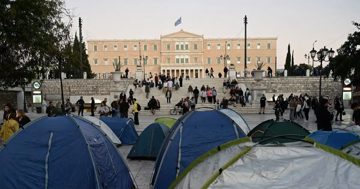 Το-πανεκπαιδευτικό-συλλαλητήριο-«παραλύει»-το-κέντρο-της-Αθήνας-–-Ποιοι-απεργούν,-πως-θα-κινηθούν-τα-μέσα-μεταφοράς