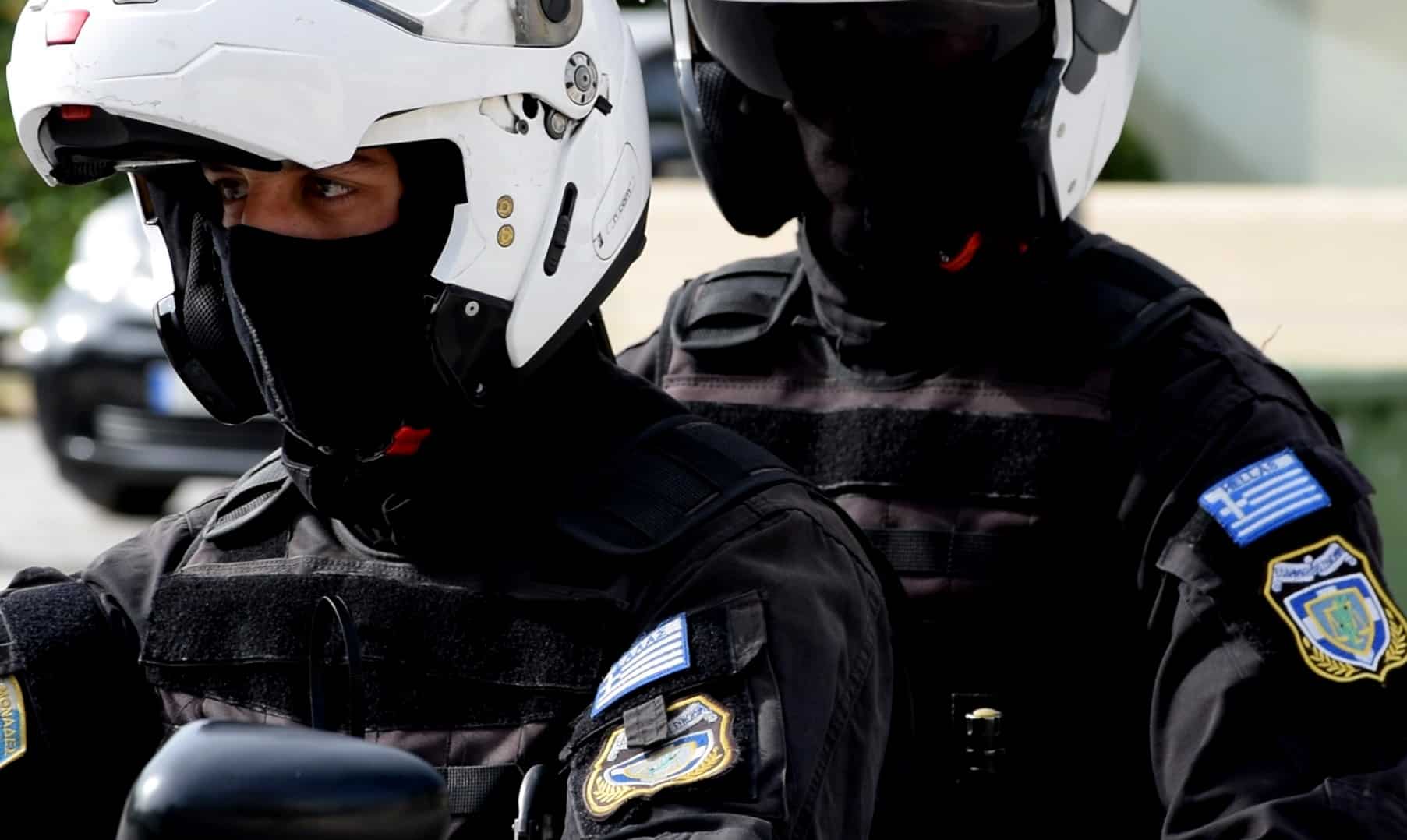 Τρίκαλα:-Συνελήφθη-ανήλικος-για-χρήση-αεροβόλου