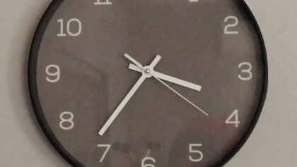Πότε-αλλάζει-η-ώρα-για-τη-χειμερινή-περίοδο-2026