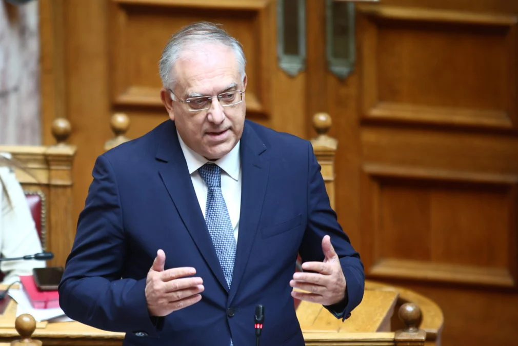 Θεοδωρικάκος:-Η-καλύτερη-κοινωνική-πολιτική-είναι-νέες-θέσεις-εργασίας-που-δημιουργούνται-μέσα-από-επενδύσεις
